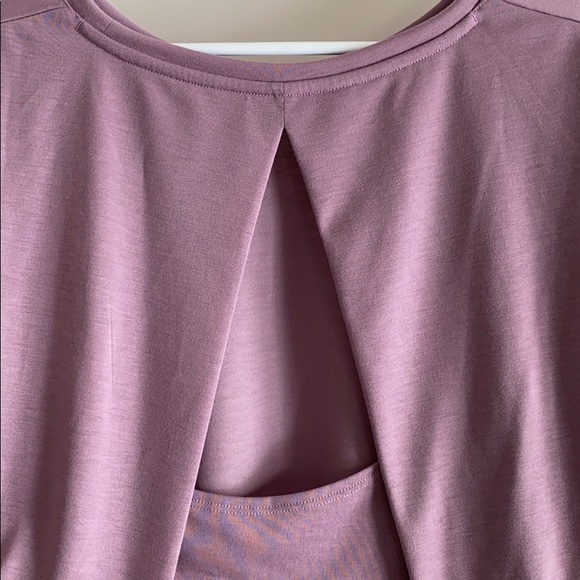 Under Armour Whisperlight Foldover t-shirt -purple - Picture 4 of 7